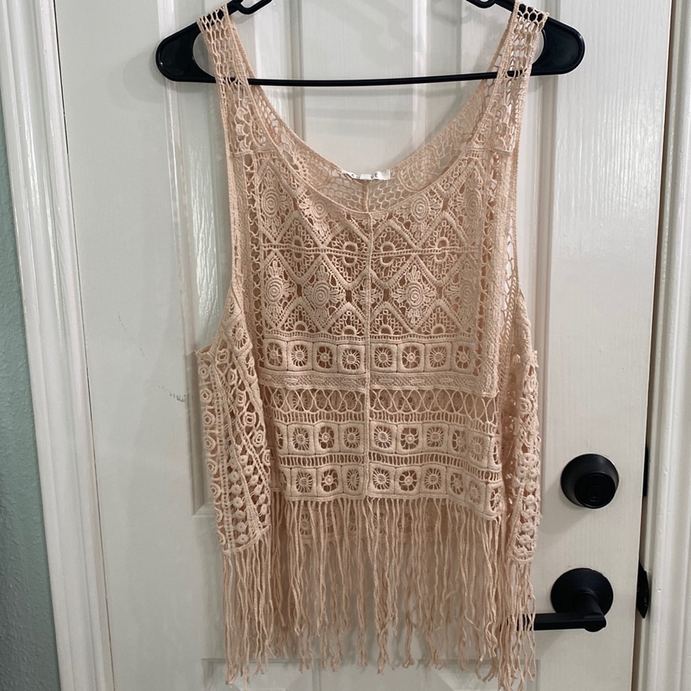 Medium crocheted top